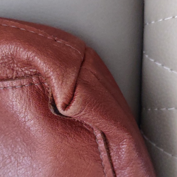 *FINAL PRICE* AWL Snap Leather Crossbody Bag - Picture 11 of 13